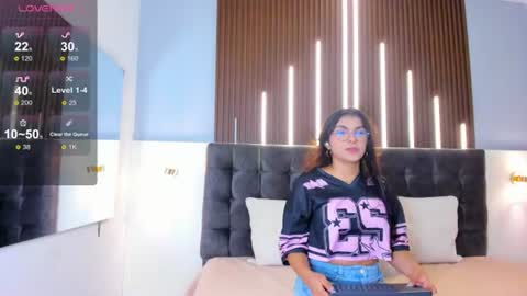 Snapshot of amara_lune chatting on June 2026 03:08:02 AM online show from June 2026 03:08:02 AM