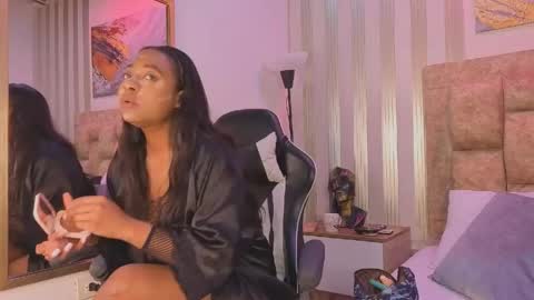 Snapshot of amara_queen_ chatting on May 2026 11:38:01 AM Amara online show from May 2026 11:38:01 AM