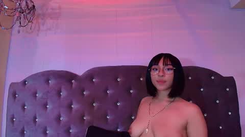Snapshot of amarantha_rosse chatting on April 2026 07:07:02 PM Amarantha online show from April 2026 07:07:02 PM