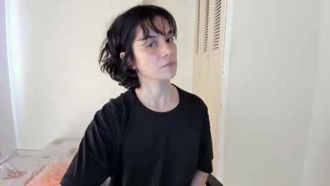 Amarantha online show from December 2025 08:38:01 PM