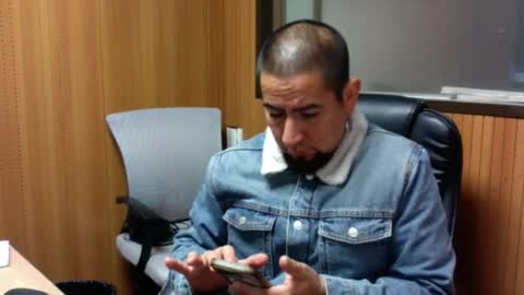Snapshot of amateurlatinorock chatting on June 2026 03:07:02 PM amateurlatinorock online show from June 2026 03:07:02 PM