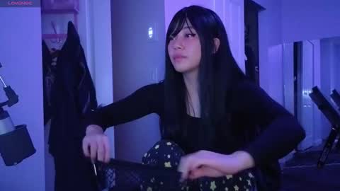 leash online show from February 2026 03:49:02 AM