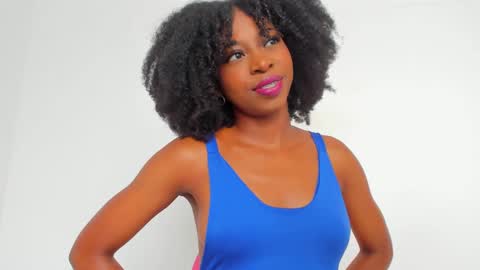 Snapshot of amatiistur chatting on January 2025 06:48:01 PM Tammy online show from January 2025 06:48:01 PM