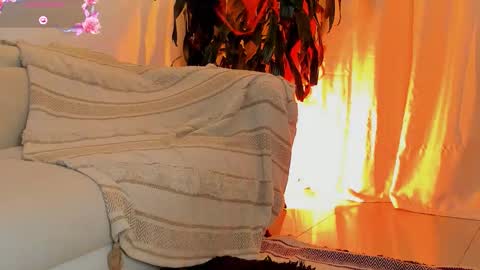 Amatista online show from October 2025 11:49:01 PM