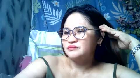 Snapshot of amazing_angel22 chatting on June 2026 02:32:02 AM amazing angel online show from June 2026 02:32:02 AM