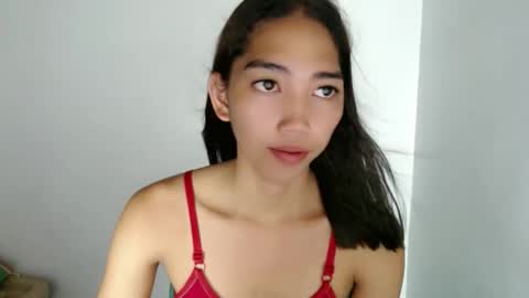 Snapshot of amazing_gracexx chatting on May 2026 10:49:02 PM CALL ME GRACE online show from May 2026 10:49:02 PM