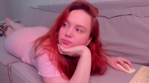 Snapshot of amazing_mood chatting on April 2026 07:09:02 AM Lilith online show from April 2026 07:09:02 AM