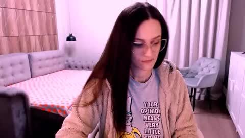 Izza online show from February 2026 08:18:02 AM