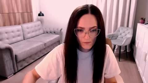 Snapshot of amazingeyes89 chatting on May 2026 01:08:01 PM Izza online show from May 2026 01:08:01 PM