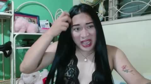 Snapshot of amazingtrixie chatting on May 2026 10:44:02 AM amazingtrixie online show from May 2026 10:44:02 AM