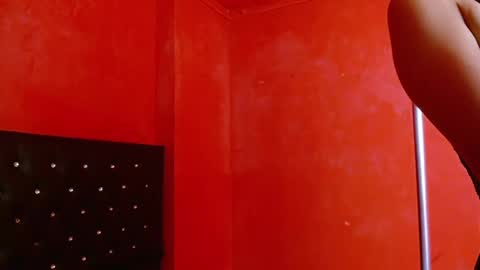 ambar_roux1 online show from March 2025 05:11:02 PM