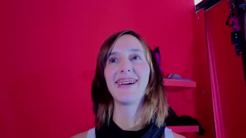 ambar_roux1 online show from October 2025 03:45:02 PM