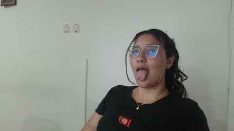 Ambar online show from January 2025 01:18:02 AM