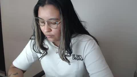 Ambar online show from February 2025 06:08:02 PM