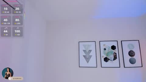 ambarevans_ online show from November 2025 11:43:01 AM