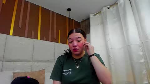 AmbarGills online show from March 2026 01:06:01 PM