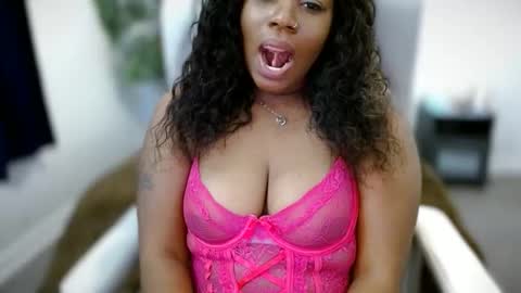 Amoya online show from October 2025 04:41:02 PM