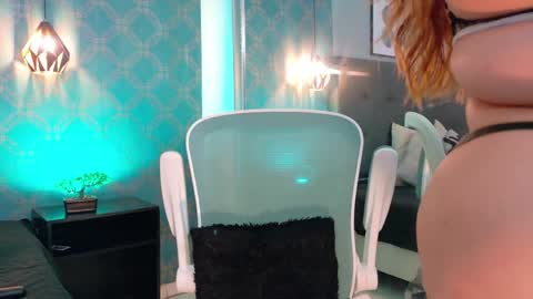 Snapshot of ambarroberts chatting on March 2026 12:27:02 PM Ambar online show from March 2026 12:27:02 PM