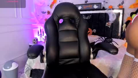 Snapshot of amber_18x chatting on October 2025 12:28:01 PM Cody amber online show from October 2025 12:28:01 PM