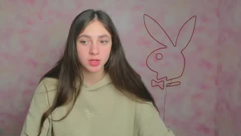 Snapshot of amber__r chatting on February 2026 06:43:02 AM Amber online show from February 2026 06:43:02 AM