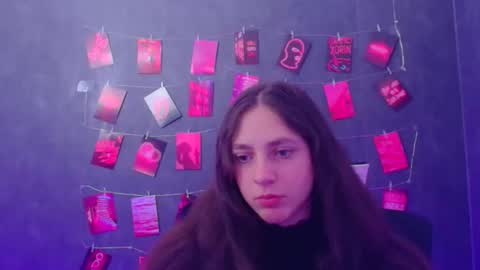 Amber online show from March 2026 06:36:01 PM