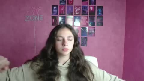 Snapshot of amber__r chatting on May 2026 05:25:01 AM Amber online show from May 2026 05:25:01 AM