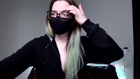 Amber non-nude model online show from December 2024 11:47:01 PM