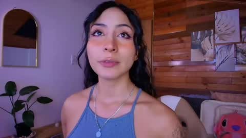 Snapshot of amber_curly chatting on April 2026 08:34:01 PM amber_curly online show from April 2026 08:34:01 PM