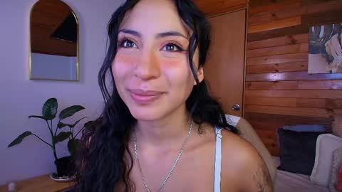 Snapshot of amber_curly chatting on April 2026 05:41:01 PM amber_curly online show from April 2026 05:41:01 PM