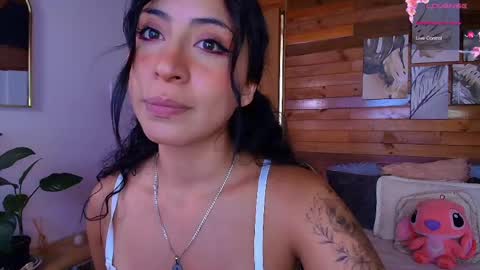 Snapshot of amber_curly chatting on May 2026 07:31:02 PM amber_curly online show from May 2026 07:31:02 PM