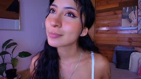 Snapshot of amber_curly chatting on May 2026 06:16:02 PM amber_curly online show from May 2026 06:16:02 PM