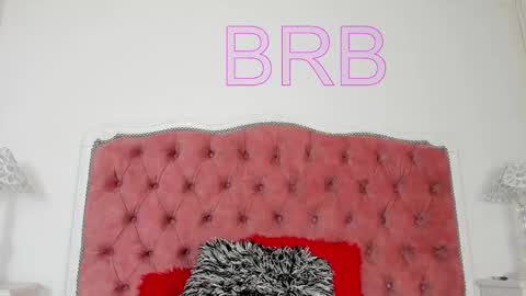 julieta  online show from September 2025 12:16:02 PM