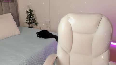 Michell  online show from December 2025 01:29:02 PM