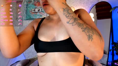 Snapshot of ambercollinns chatting on January 2025 10:30:01 AM Amber Collins online show from January 2025 10:30:01 AM