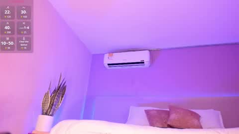 Snapshot of ambercollinns chatting on September 2025 11:10:01 AM Amber Collins online show from September 2025 11:10:01 AM