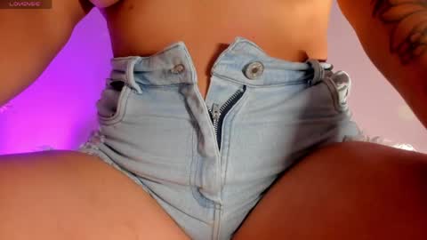 Amber Collins online show from April 2026 08:42:01 PM