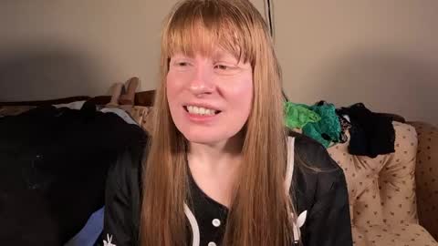 Amberglo Anderson online show from May 2026 02:35:02 PM