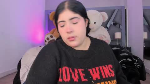 Amber  online show from October 2025 12:19:01 PM