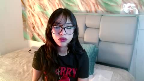 Amber Jeong online show from March 2025 10:31:02 PM