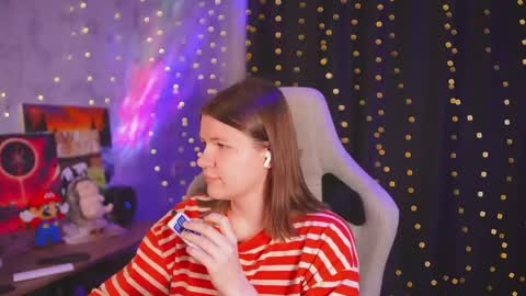 Snapshot of amberlyyy chatting on May 2026 09:13:02 AM my name is Sonya but you can call me your favorite girl 3 online show from May 2026 09:13:02 AM