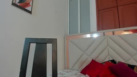 Snapshot of amberqueenx1 chatting on March 2026 12:11:01 PM amberqueenx1 online show from March 2026 12:11:01 PM