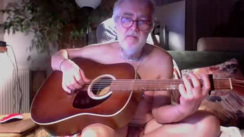 Amberr11 online show from October 2025 10:37:01 PM