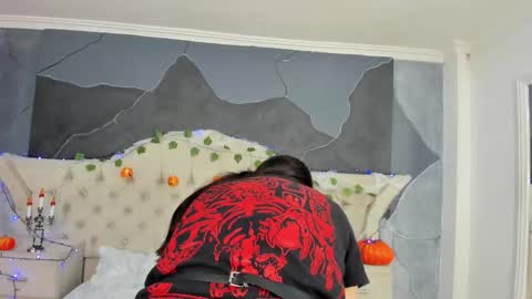 Amber Grey online show from October 2025 06:01:01 PM