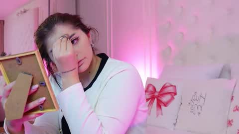 Amberseyes online show from February 2026 08:49:01 AM