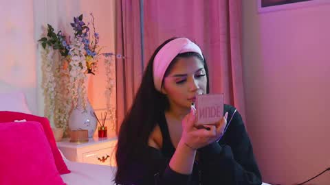 Snapshot of amberseyes chatting on April 2026 04:37:01 AM Amberseyes online show from April 2026 04:37:01 AM