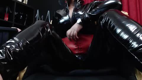 Snapshot of amberxsmithx chatting on September 2025 04:01:01 AM AMBER online show from September 2025 04:01:01 AM