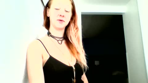 ambionce online show from April 2026 04:55:01 PM
