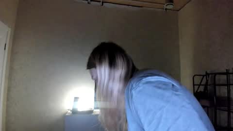 ambrosia__ online show from October 2025 10:31:01 PM