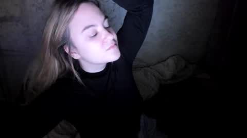 ambrosia__ online show from October 2025 04:49:02 PM