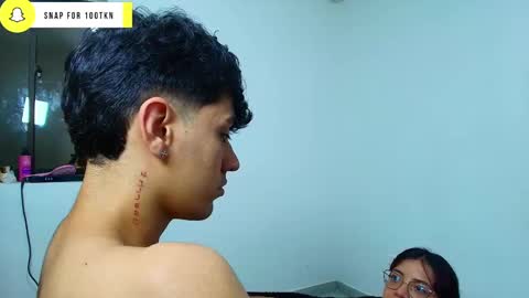 Amelia  Lucas online show from December 2024 06:14:01 AM